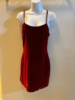 Women’s Velvet Slip Dress - Red